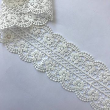 Плетеное кружево-молочное
