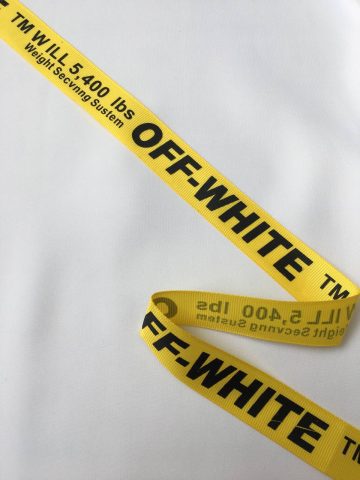 Тесьма репсовая-логотип Off-white. Ширина 25 мм. Тесьма репсовая-логотип Off-white. Ширина 25 мм.