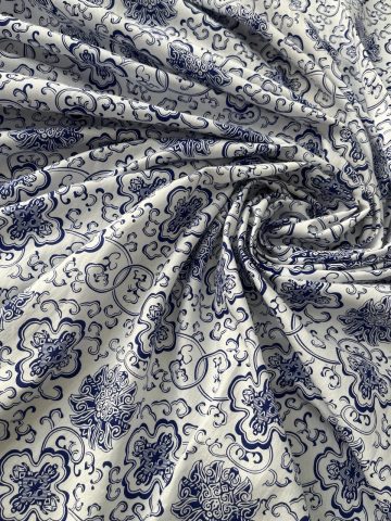 Хлопок-орнамент на белом