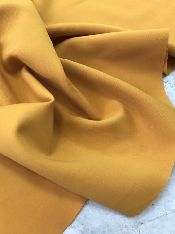 Костюмная Барби – св. горчица