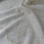 Тенсель с вышивкой Лара-сливочный